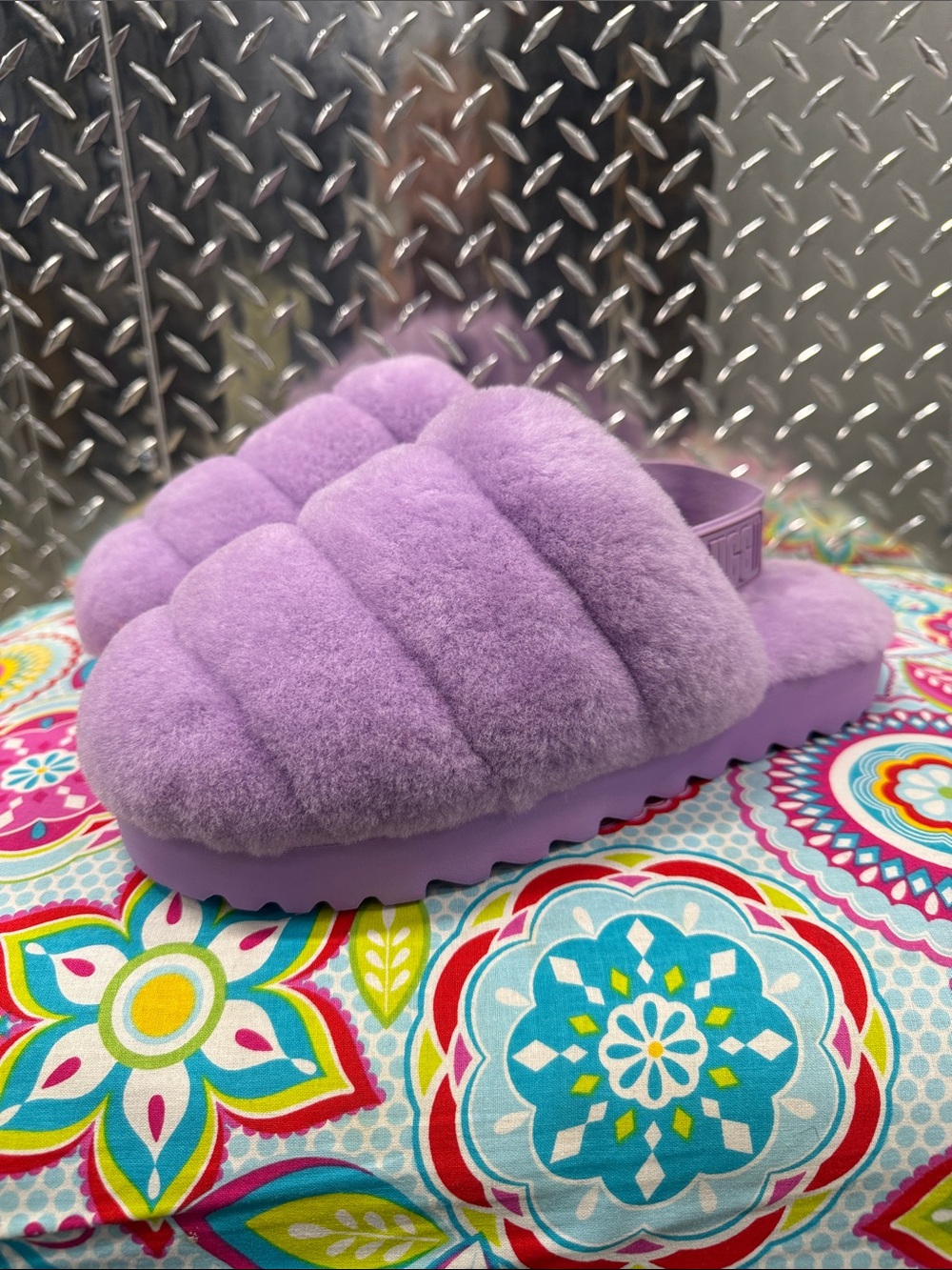 Lavender‎ UGG Fluff Yeah Shearling Platform Slingback Sandals Women’s 9